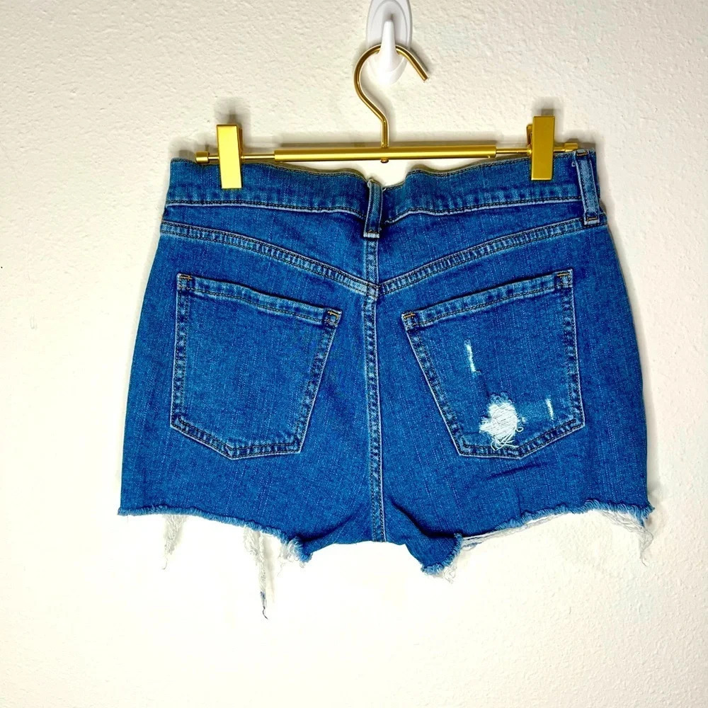 🆕 Old Navy Mid Rise Boyfriend Jean Shorts - Picture 6 of 8
